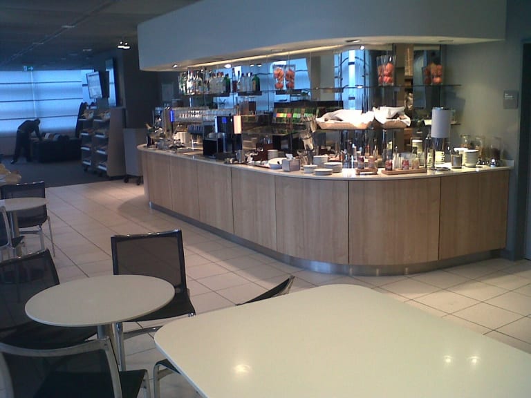 lufthansa frequent traveller lounge hamburg