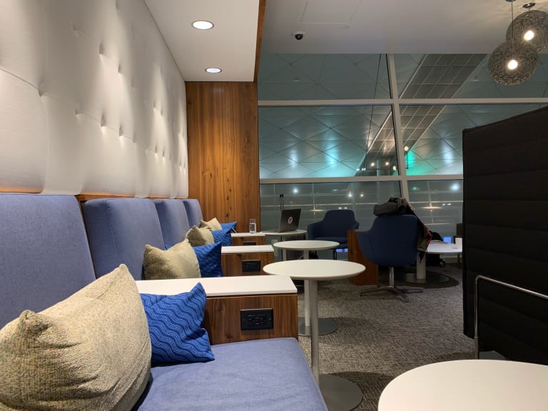 centurion lounge dfw