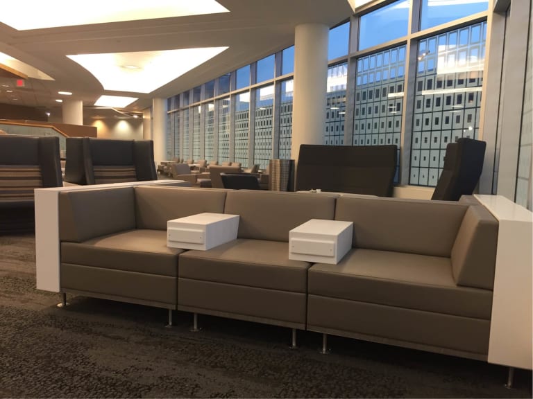 Msp Delta Air Lines Delta Sky Club Reviews And Photos Terminal 1