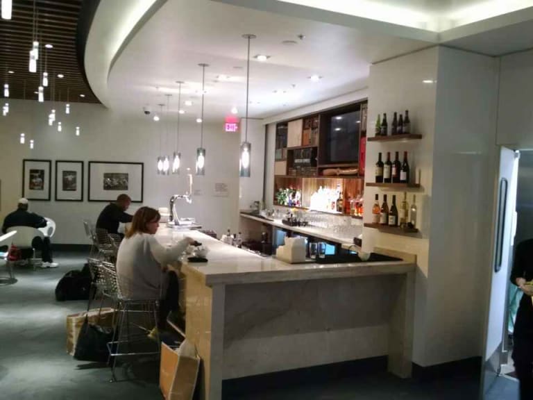 centurion lounge mia