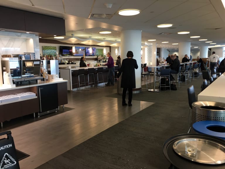 Msp Delta Air Lines Delta Sky Club Reviews And Photos Terminal 1