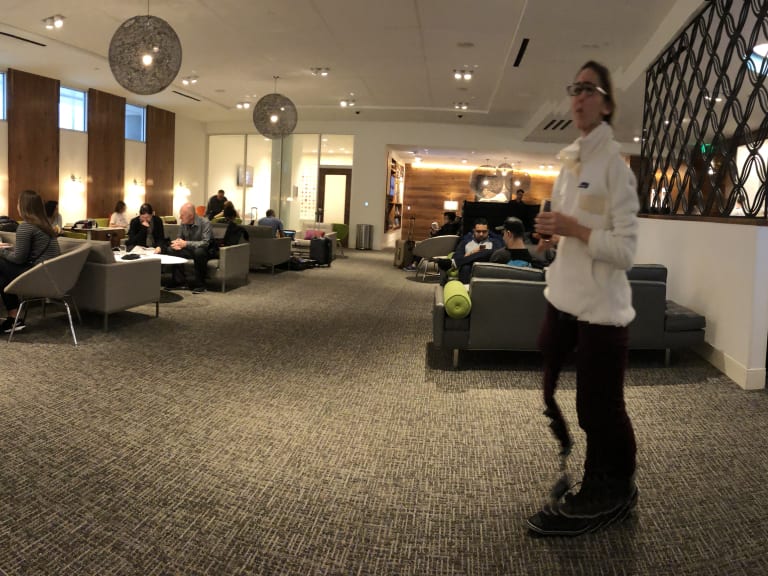 iah centurion lounge