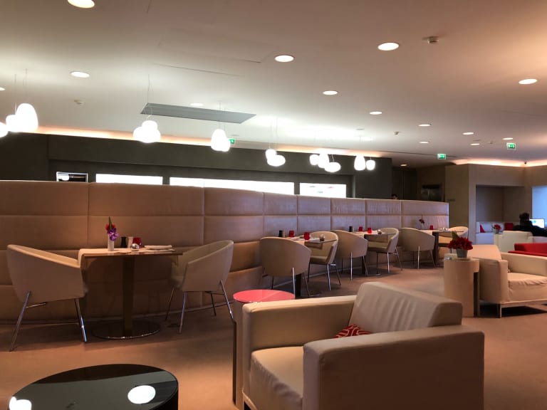 paris cdg 2e lounge        <h3 class=