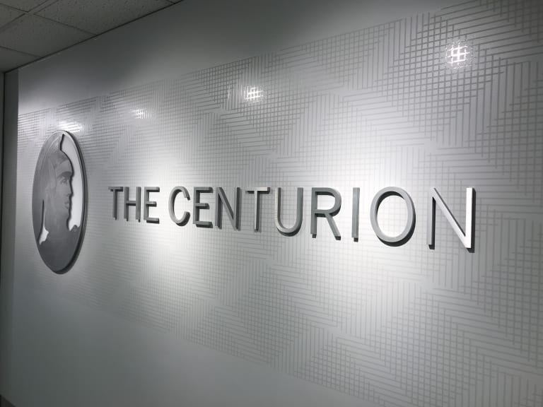 centurion lounge lga before security