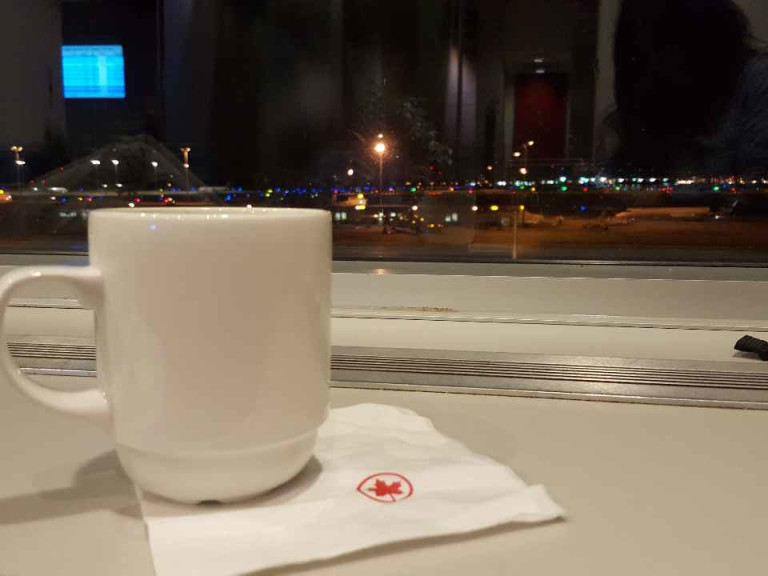 YUL Air Canada Maple Leaf Lounge Reviews Photos Domestic Terminal   Byxgu52fldfdraoup7tt 