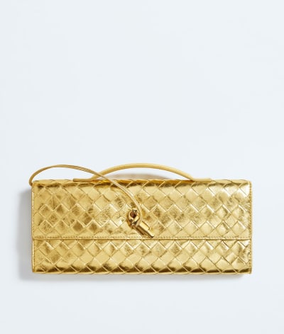 Bottega Clutch