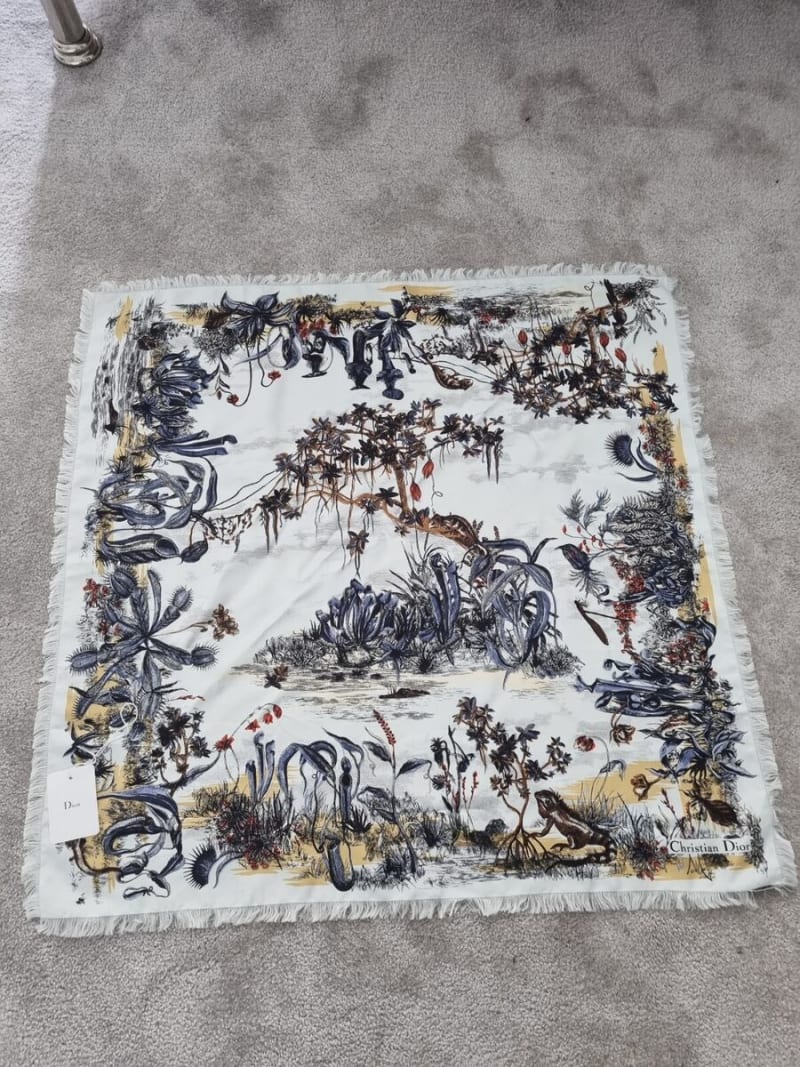 Item Image 1