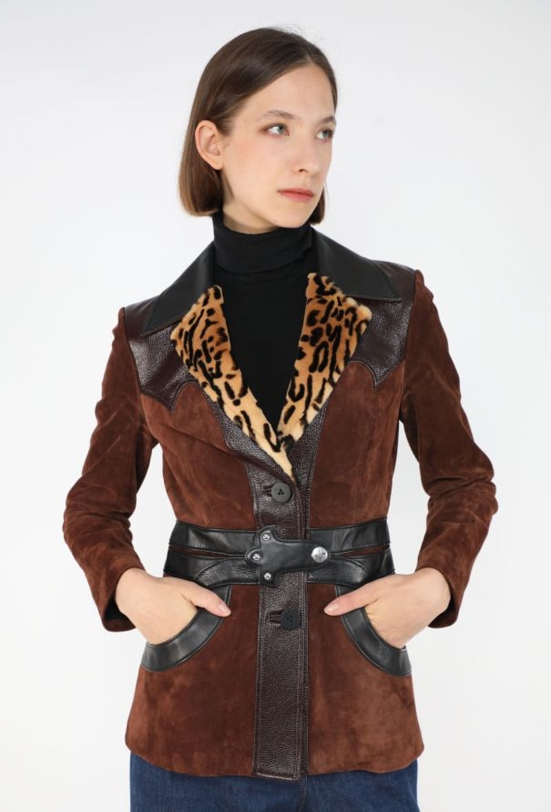 Item Image 4