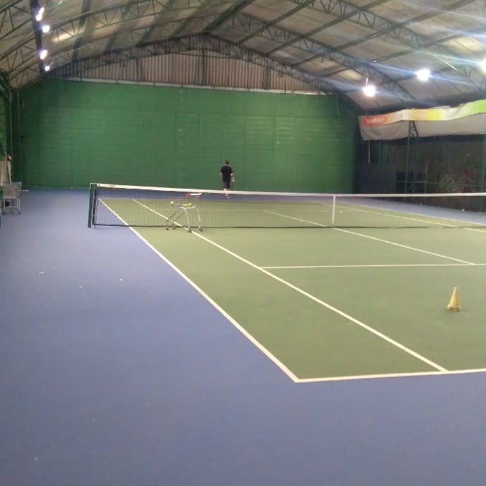 Aulas de tênis e Aluguel de Quadras - Top Tennis Center