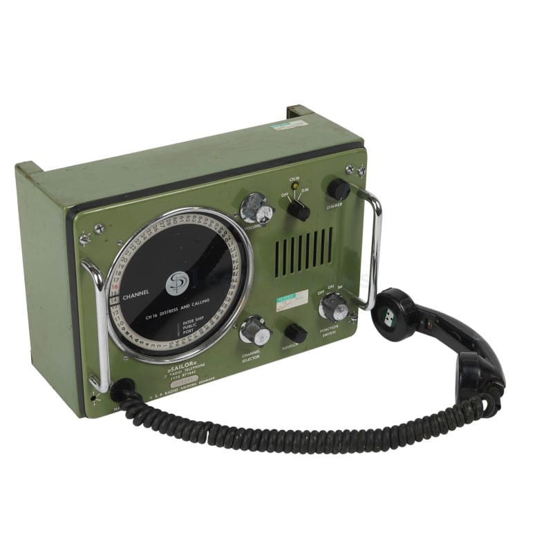 Practical marine/ships/boats radio telephone/transmitter receiver in green with huge tuning dial