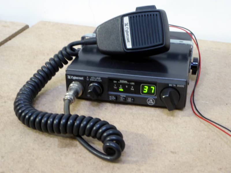 Practical small in-vehicle CB transceiver with curly cabled mic & digital channel display