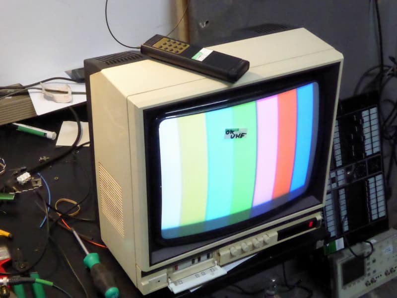 Practical 1980s Ferguson 14C2 colour TV