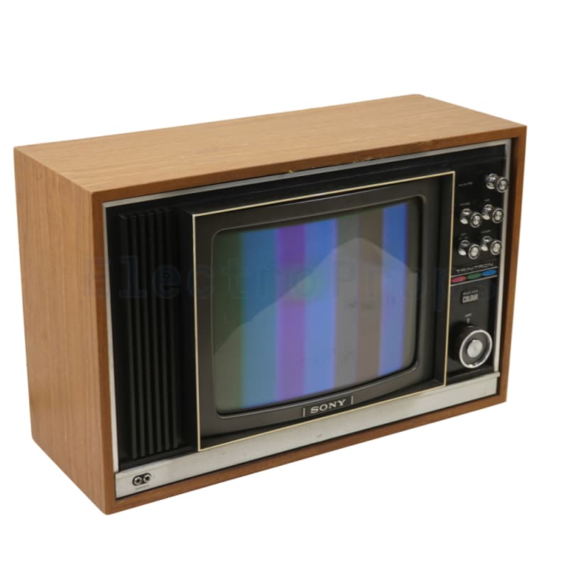 Practical SONY Trinitron colour CRT TV in teak veneer cabinet