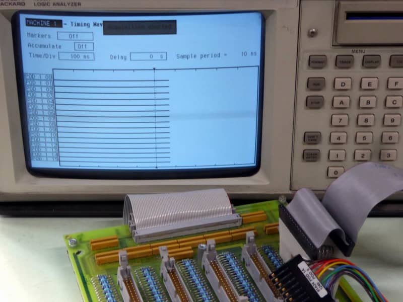 Hewlett Packard 1650 laboratory digital logic analyser