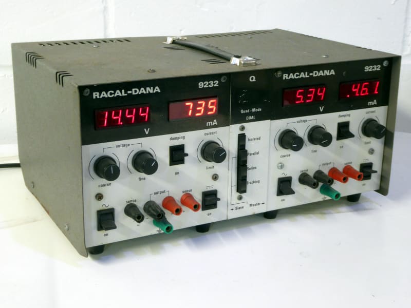 Practical dual laboratory variable power supply with red digital LED displays