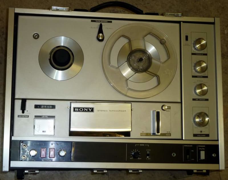 Practical Sony 1970s reel to reel tape recorder