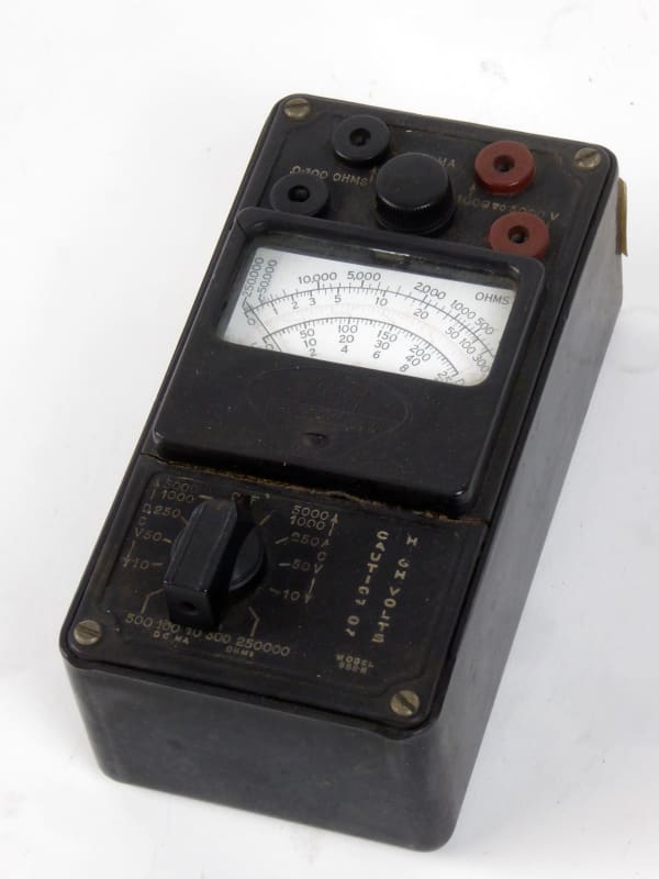 Small black bakelite period multimeter - 1950s-1960s