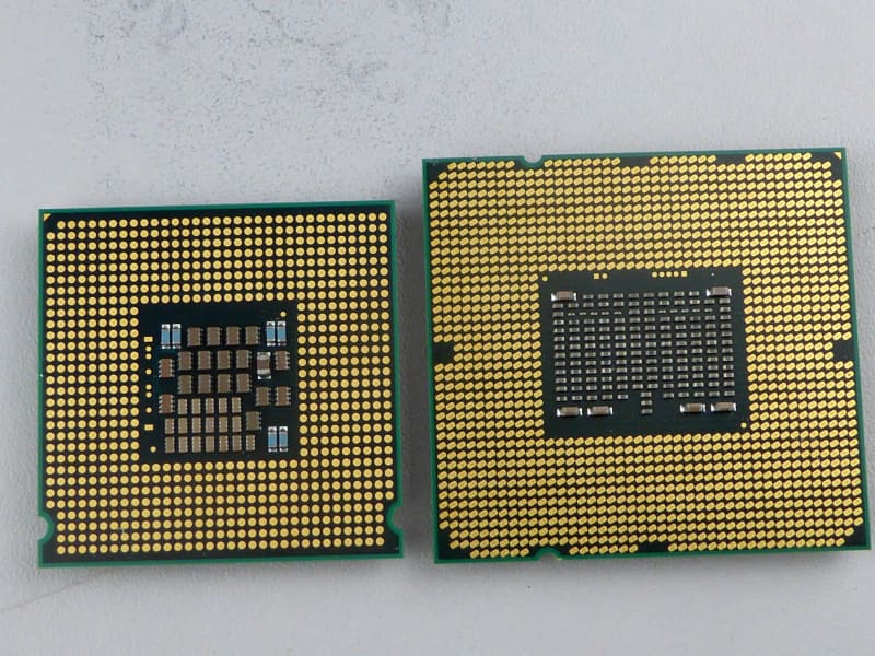 Server CPU chips in gold & silver package