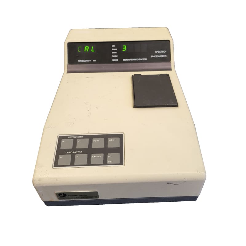 Practical laboratory Spectrophotometer with green digital display numbers