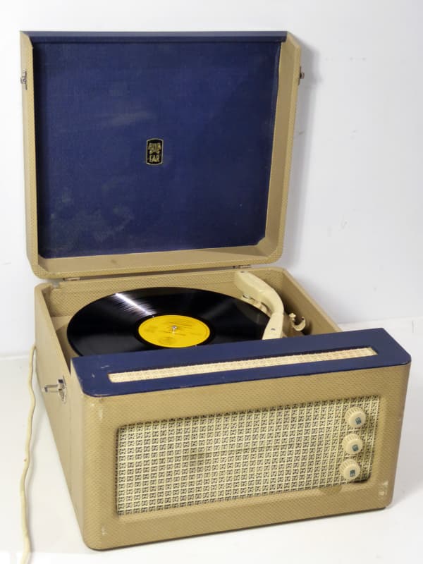 Practical 1950s-1960s Dansette style vinyl record player / gramophone