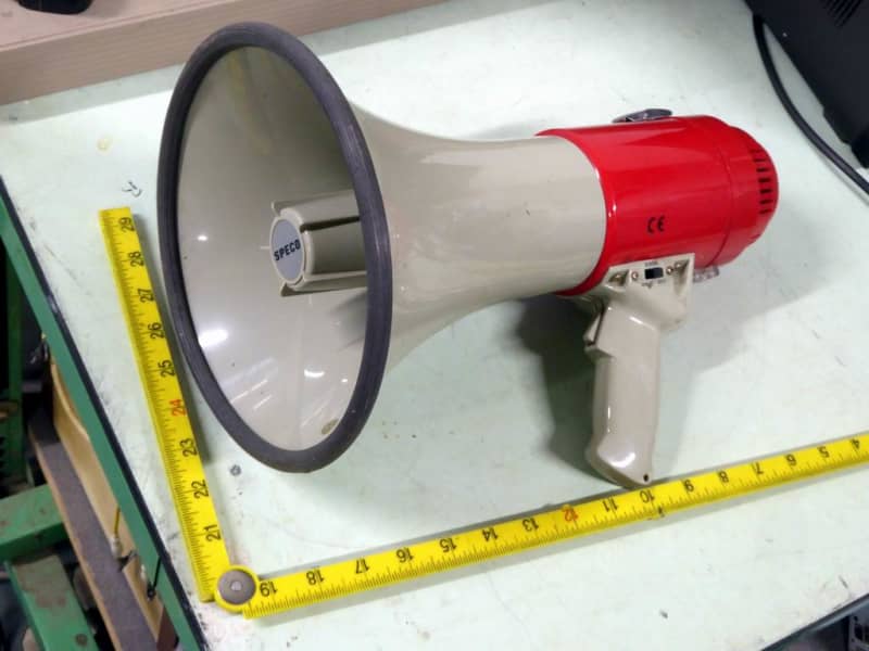 Handheld horn type megaphone/loudhailer