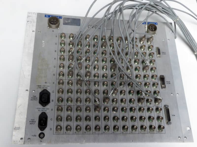 Large rack mounting144 x BNC socket matrix panel with grey cables