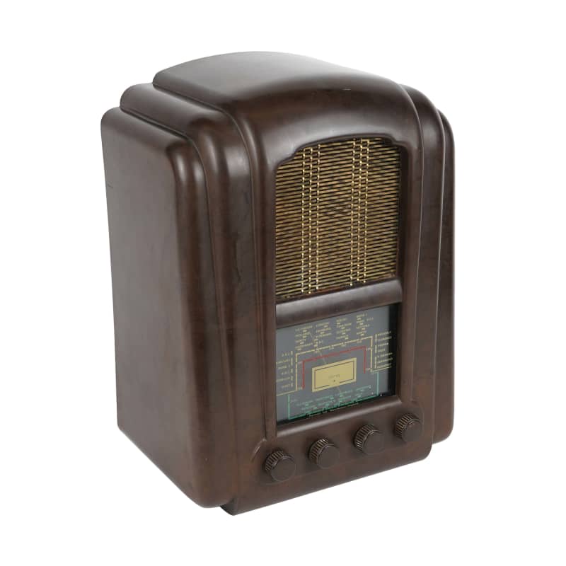 Ferranti 145 bakelite radio from 1946