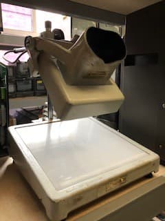 table top light box with magnifying viewer