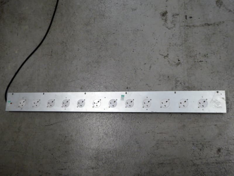 12 way mains power socket strip