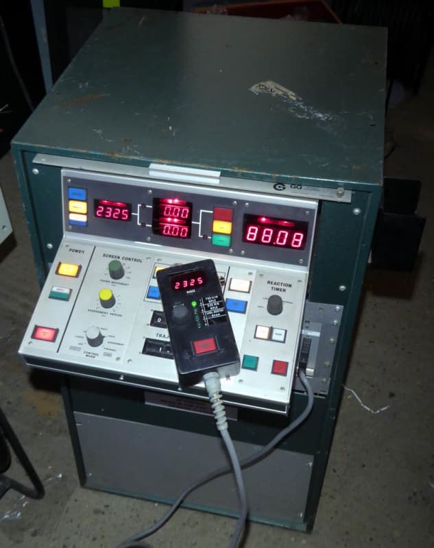 Practical Green Metal Industrial Counting Console