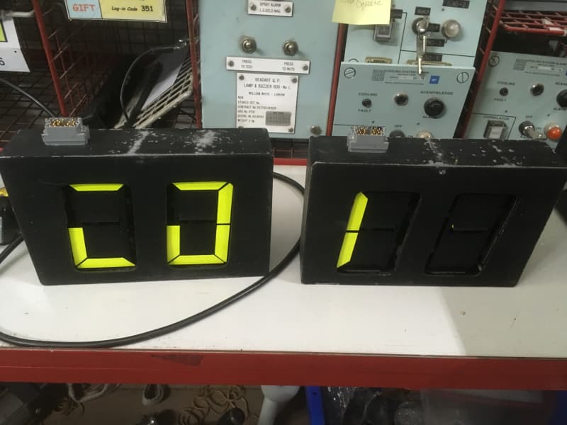 Electromagnetic segment number displays *CUSTOMISED* (x4 plus x1 long 7 seg white number display)