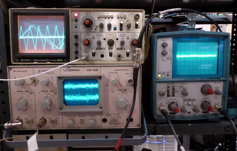 Example Selection of laboratory & workshop portable oscilloscopes