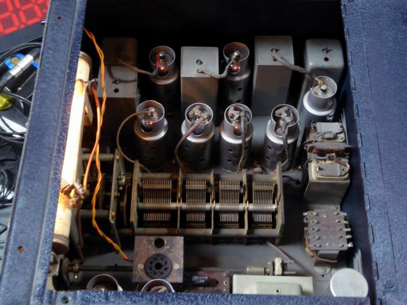 WW2 Marconi CR100 multi-band radio receiver & speaker