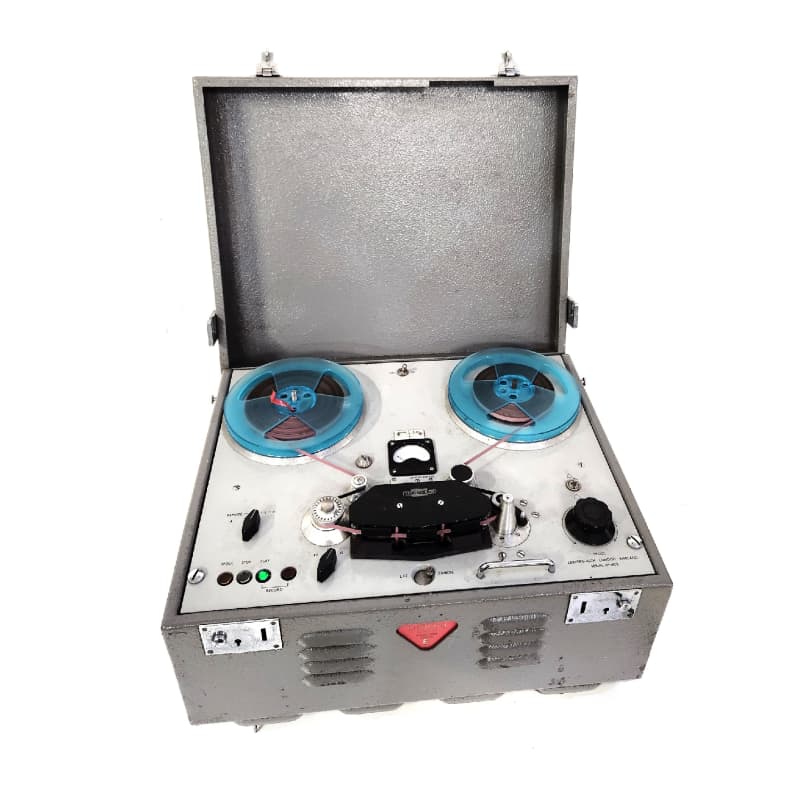 Late 1950s Leevers Rich practical reel to reel tape recorder