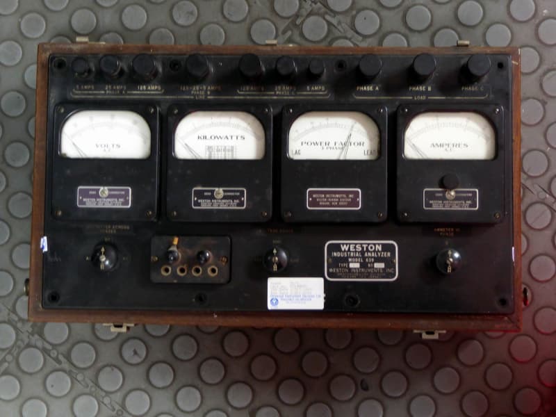 Period electrical analyser test set with quad analogue bakelite meters