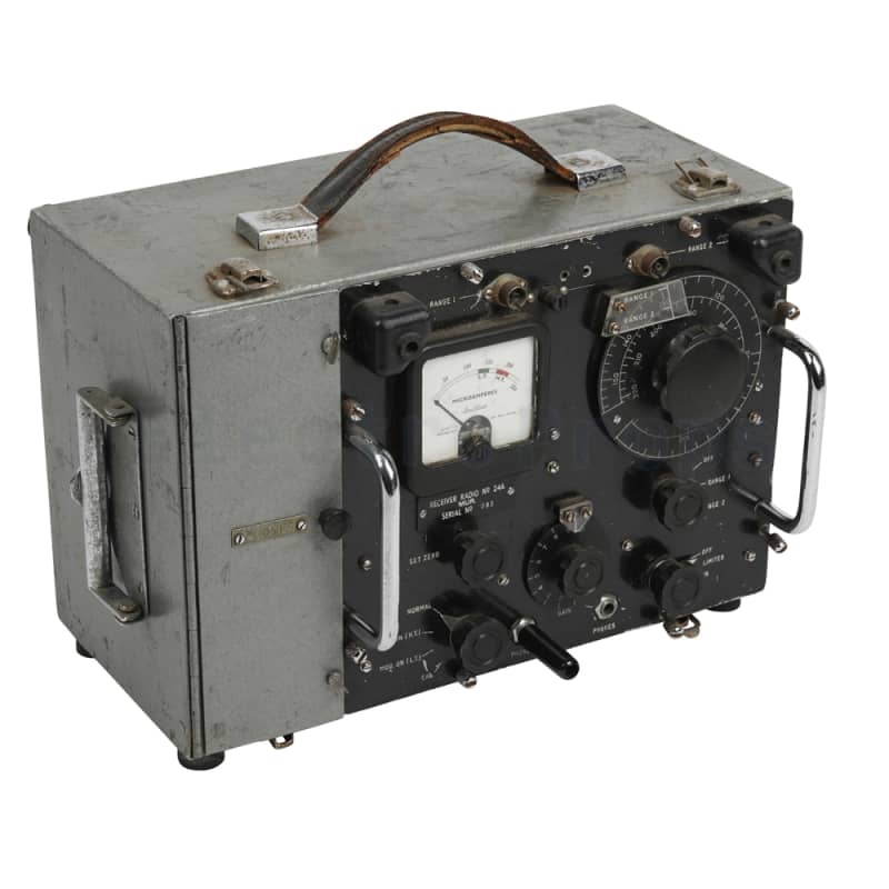 Period Receiver Radio