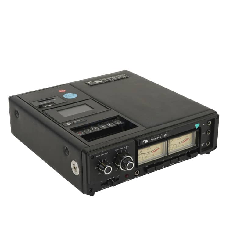 Nakamichi 550 desktop cassette recorder