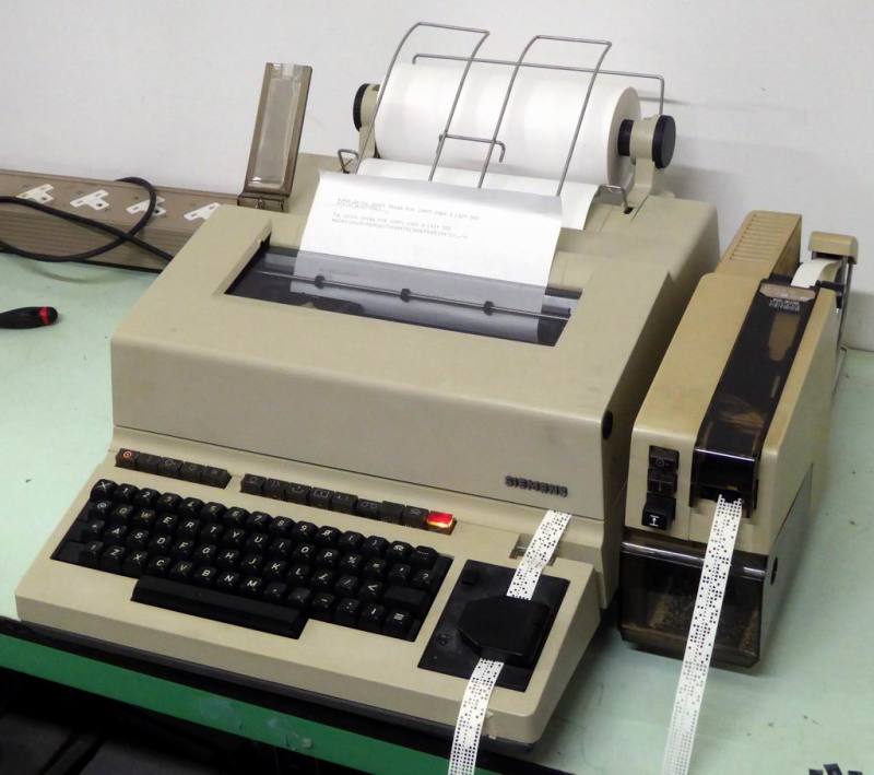 1980s Siemens T1000 printing telex terminal/teleprinter | Electro Props Hire