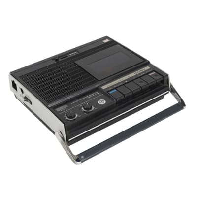 Practical portable Sony Cassette player