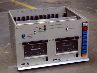 Industrial twin cassette recorders