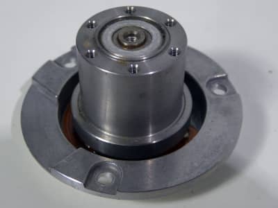 Hard disk drive spindle motor
