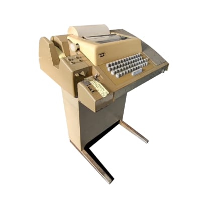 1960s-1970s practical ASR33 Teletype/teleprinter/telex terminal with ticker tape