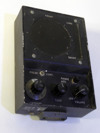 Hand held direction finding gadget with circular screen & knobs