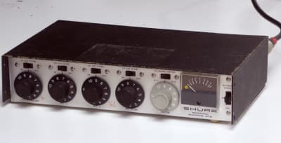 Shure professional microphone mixer with VU meter, analogue knobs