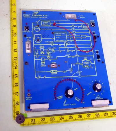 Electronics teaching aid