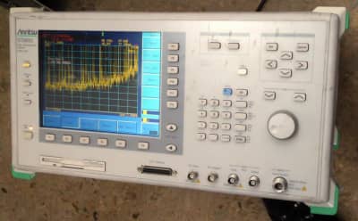 Spectrum analyser & radio test set