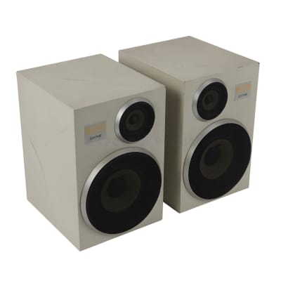 White Speakers