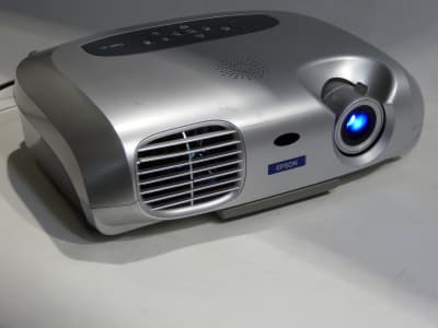 Practical Epson digital projector
