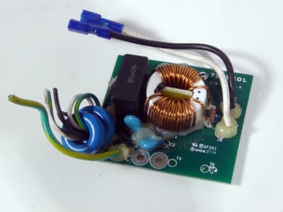 Small mains filter Printed Circuit Board with toroid / doughnut copper coil