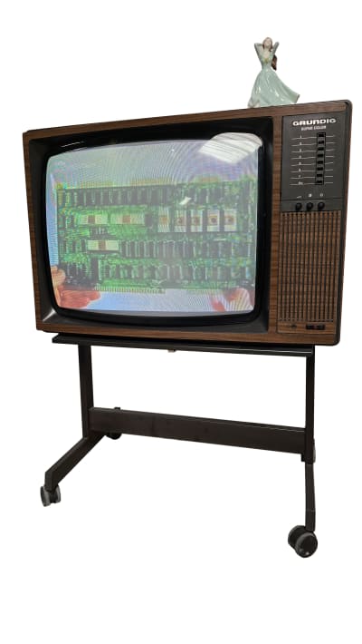 Grundig 1980s Super Colour TV on original stand